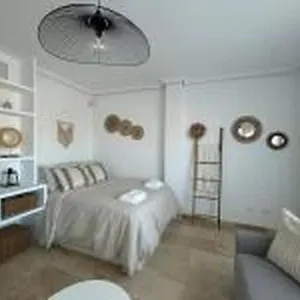 Estudio , San Luis de Sabinillas España